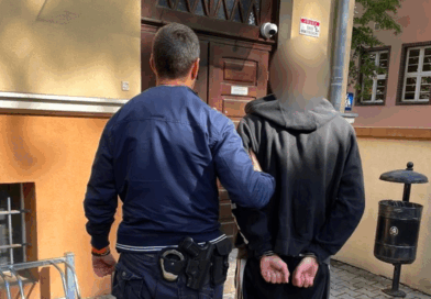 17 i 18-latek trafili do aresztu za brutalne pozbawienie wolności rówieśnika